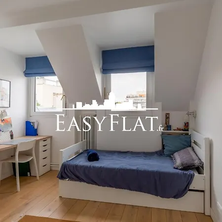 Lovely 4-bedroom Apartment, Montmartre, By Easyflat * París